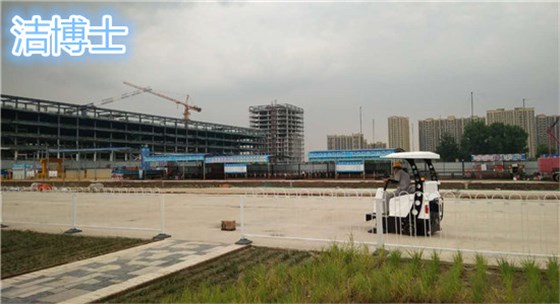 1380掃地車(chē)戶(hù)外使用 1380掃地車(chē)戶(hù)外使用