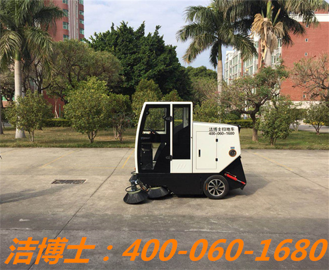 潔博士電動(dòng)掃地車(chē)客戶(hù)案例——泉州軍分區