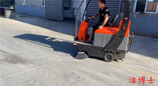 潔博士掃地車(chē)
